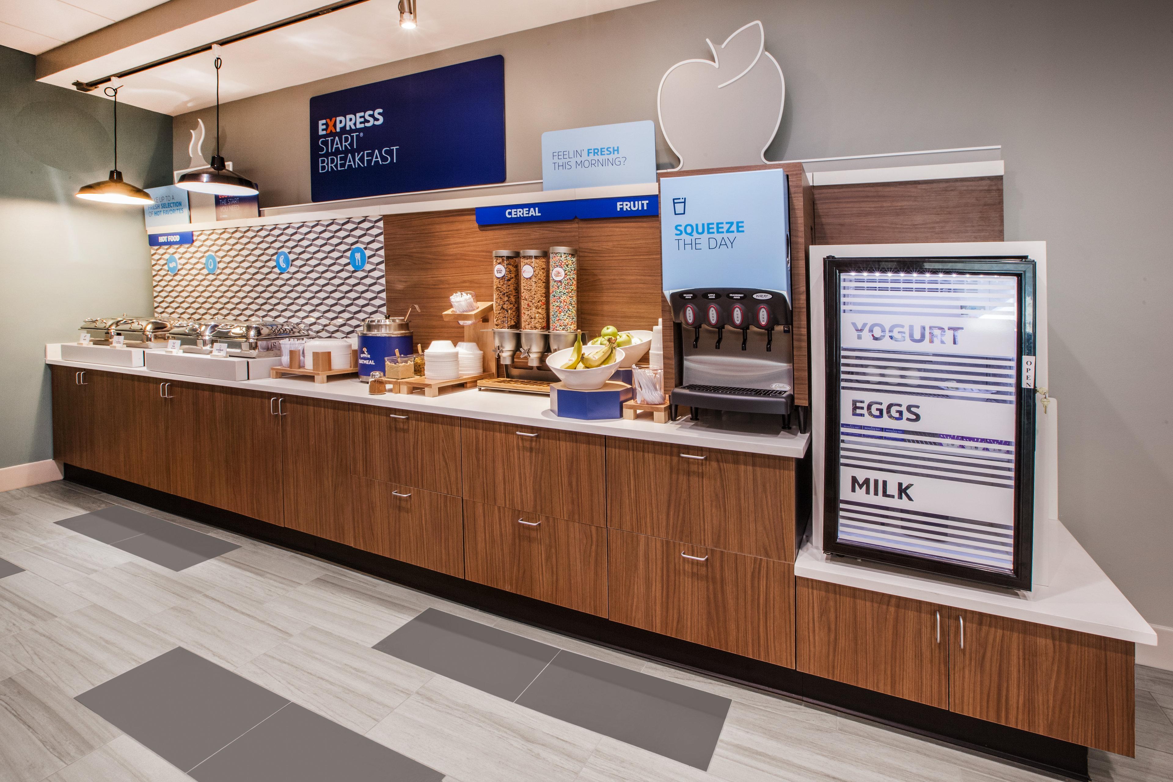 Holiday Inn Express & Suites - Fayetteville South By Ihg Eksteriør bilde