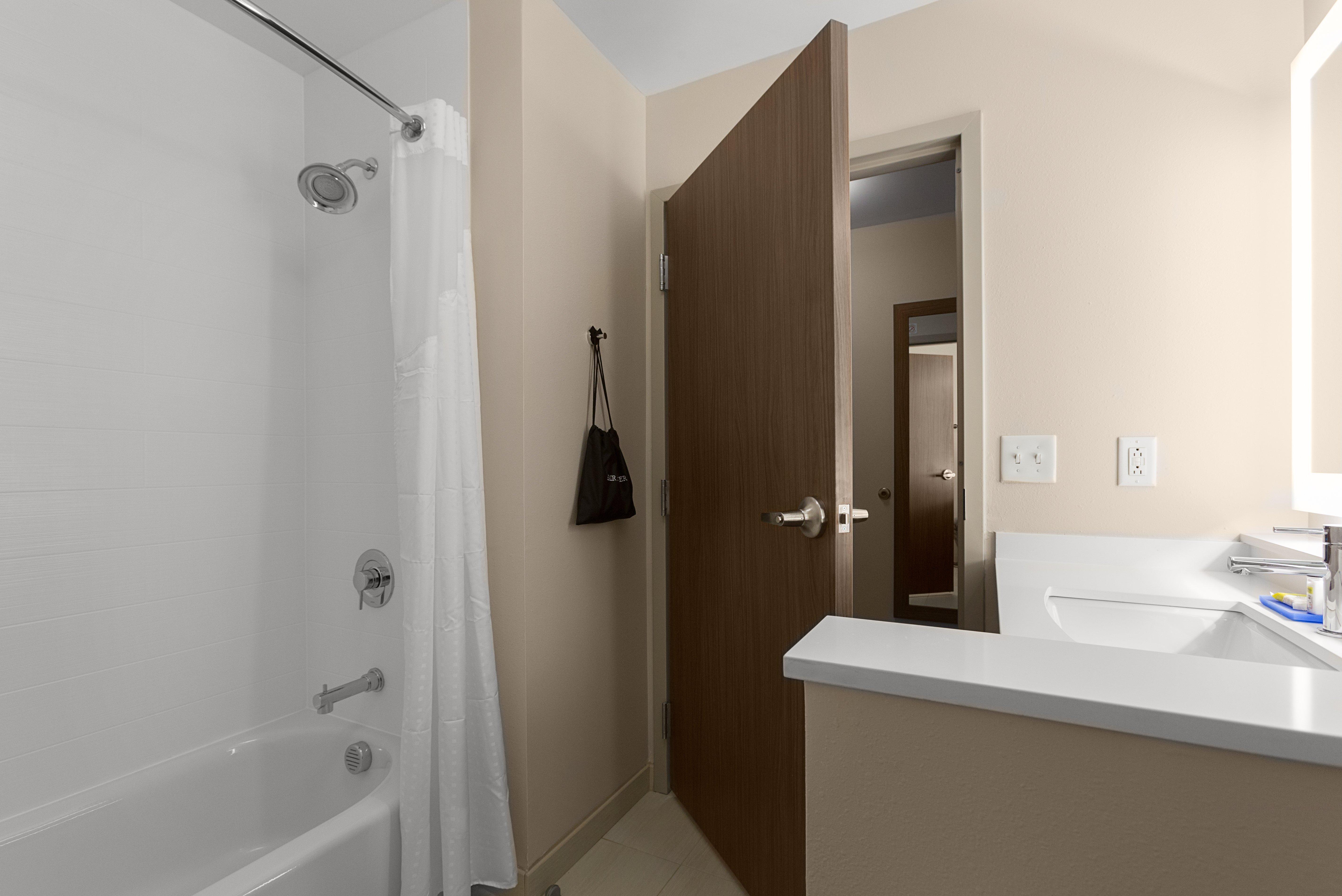 Holiday Inn Express & Suites - Fayetteville South By Ihg Eksteriør bilde