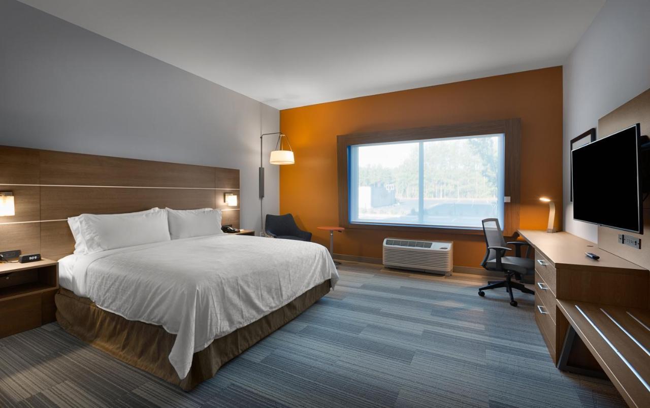 Holiday Inn Express & Suites - Fayetteville South By Ihg Eksteriør bilde